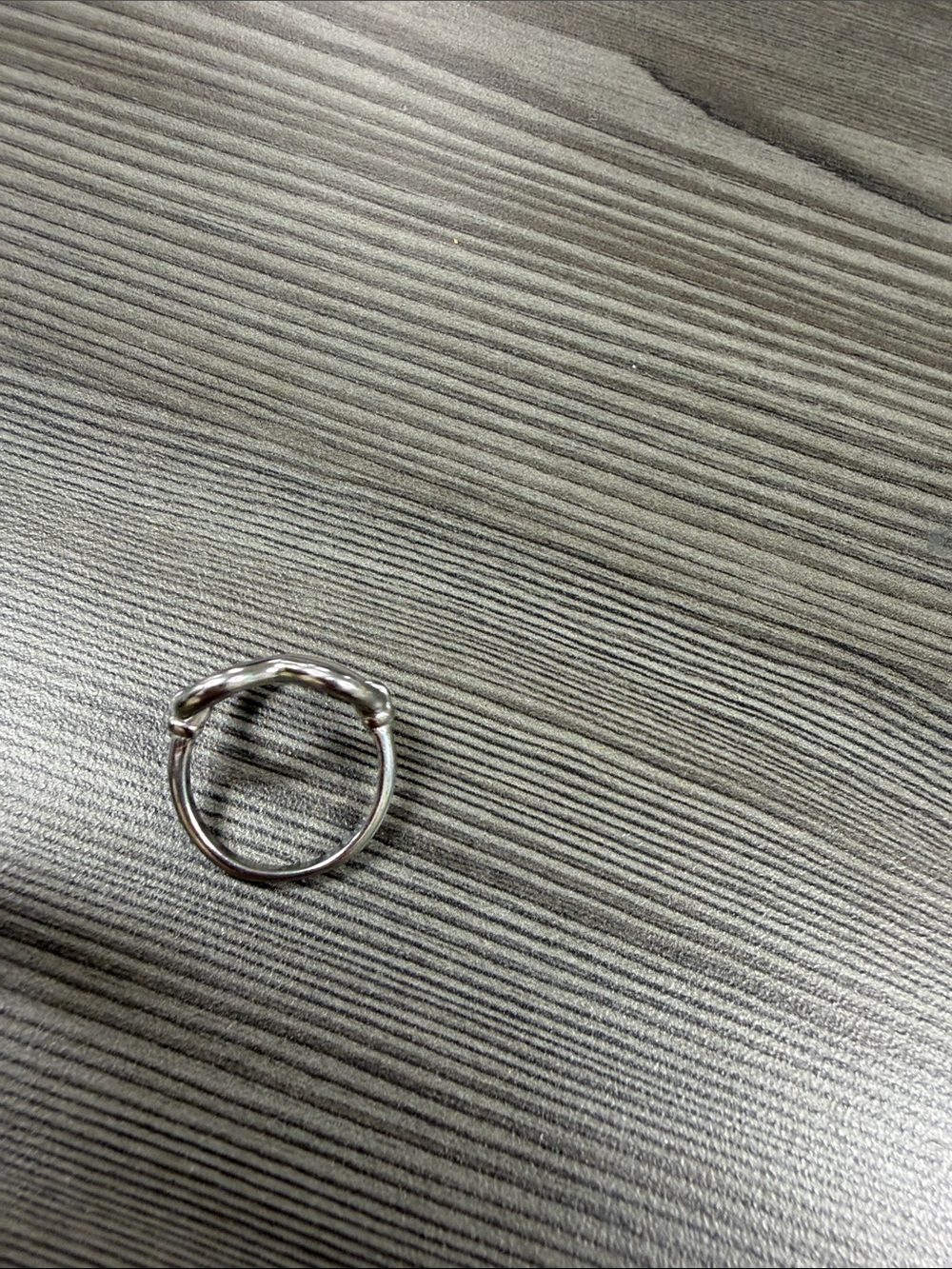 Silver ring - Picture 3 of 4